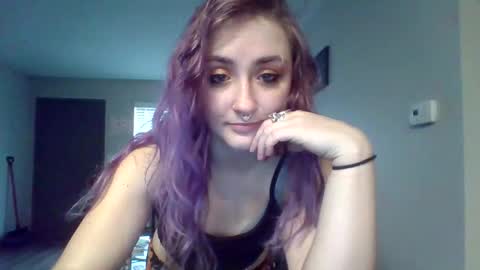 Lynn  online show from 03-06-26, 04:47