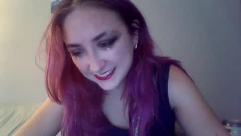 Lynn  online show from 06-16-26, 08:33