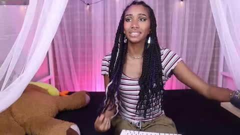 Lynx and Sun  online show from 10-21-25, 07:47