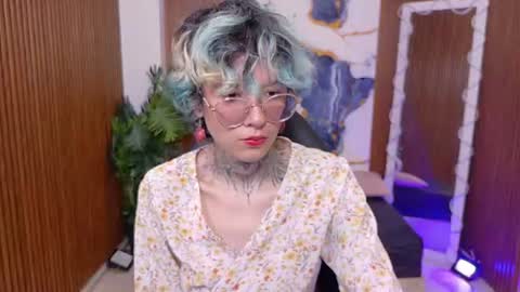 Snapshot of lyra_tay chatting on 06-11-26, 07:12 lyra_tay online show from 06-11-26, 07:12