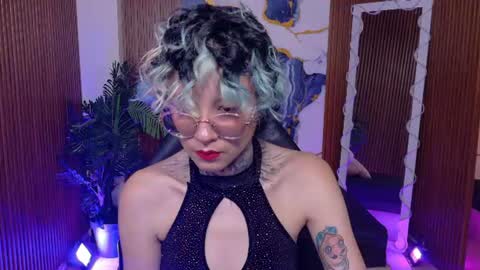 Snapshot of lyra_tay chatting on 07-11-26, 07:05 lyra_tay online show from 07-11-26, 07:05