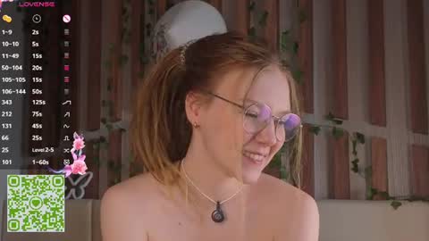 Snapshot of lyra_thenymph chatting on 06-27-26, 12:15 Lyra online show from 06-27-26, 12:15