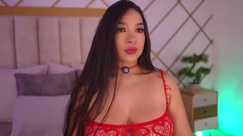 Snapshot of lyrabellini chatting on 07-12-26, 10:50 online show from 07-12-26, 10:50