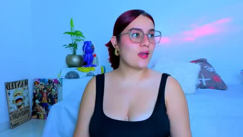 Lyra Carter online show from 05-22-26, 04:08