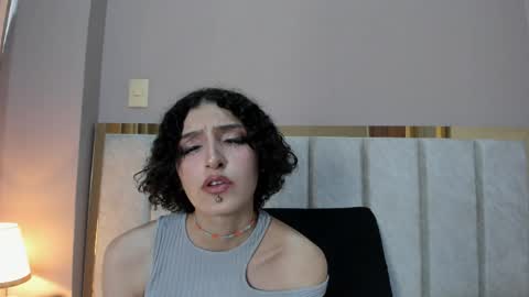 Snapshot of lyravendrell chatting on 04-30-26, 09:08 Lyravendrell online show from 04-30-26, 09:08