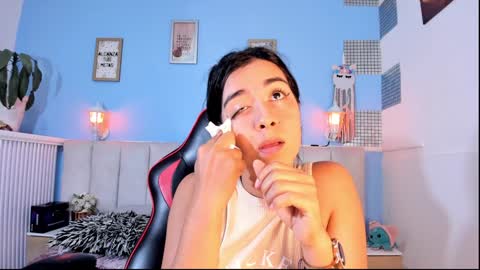 Lizzy smith  online show from 01-22-25, 01:42