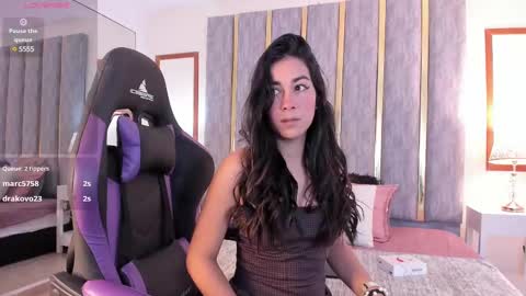 Lizzy smith  online show from 02-18-25, 08:03