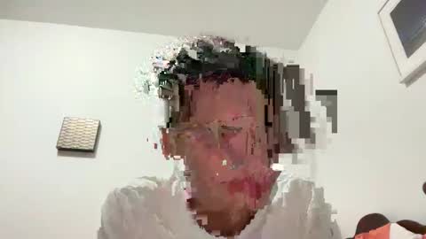 Snapshot of lz_britboy chatting on 02-17-25, 10:47 NEW Leo lz britboy online show from 02-17-25, 10:47