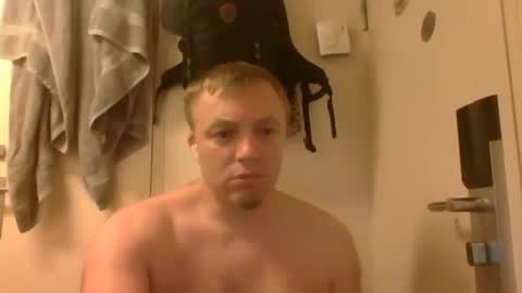 Snapshot of m15kala chatting on 11-18-25, 05:23 m15kala online show from 11-18-25, 05:23