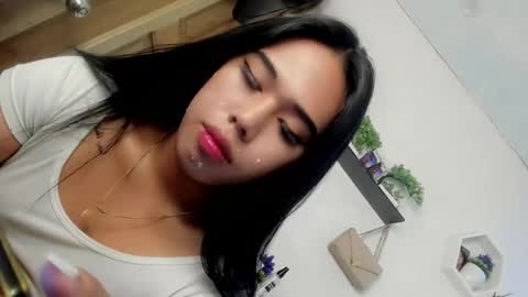 Snapshot of m1ssjanelana69 chatting on 02-11-26, 12:04 Janelovesu online show from 02-11-26, 12:04