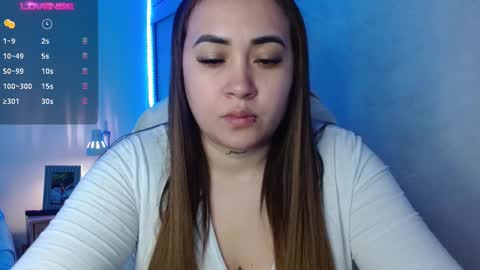 Snapshot of m33li chatting on 01-07-25, 05:31 Meli online show from 01-07-25, 05:31