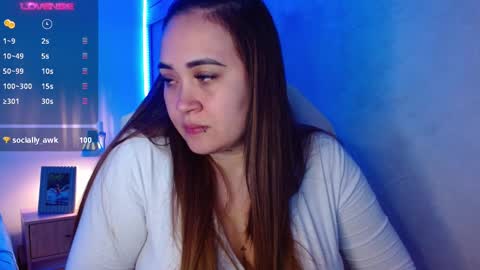 Snapshot of m33li chatting on 01-08-25, 01:32 Meli online show from 01-08-25, 01:32