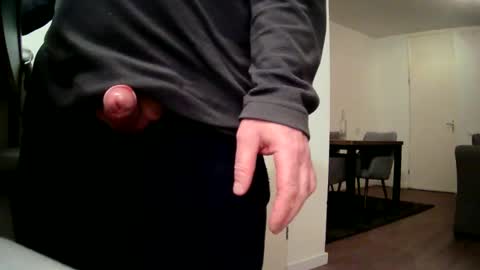 Snapshot of m_daan1969 chatting on 02-12-25, 08:07 m_daan1969 online show from 02-12-25, 08:07