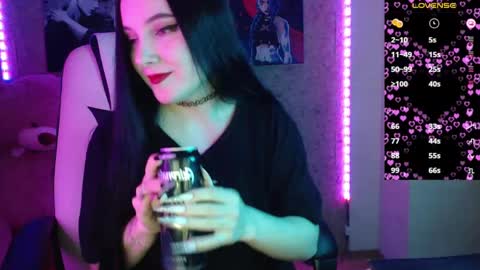 Melissa online show from 12-25-24, 02:25