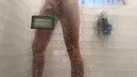 Snapshot of m_pete chatting on 10-03-25, 03:42 m_pete online show from 10-03-25, 03:42