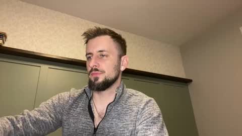 Snapshot of m_stephen chatting on 03-01-26, 04:03 m_stephen online show from 03-01-26, 04:03