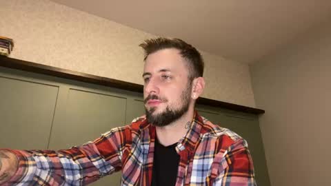 Snapshot of m_stephen chatting on 03-04-26, 04:07 m_stephen online show from 03-04-26, 04:07