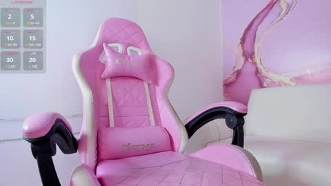 Snapshot of maariangel chatting on 01-11-25, 11:02 Mariangel online show from 01-11-25, 11:02