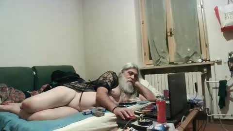 Snapshot of maax1970to chatting on 11-02-25, 08:11 maax1970 online show from 11-02-25, 08:11