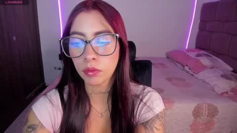 Sara online show from 02-24-26, 04:43