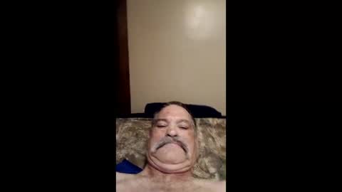 macdad1219 online show from 12-15-25, 05:01