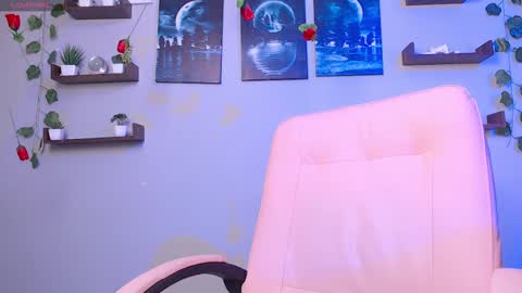 Macey Elliot Modelo Independiente online show from 03-06-25, 06:05