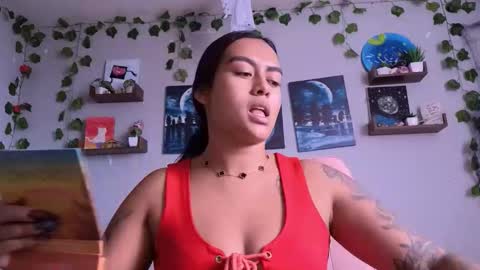 Snapshot of macey_hairy chatting on 12-03-25, 05:11 Macey Elliot Modelo Independiente online show from 12-03-25, 05:11