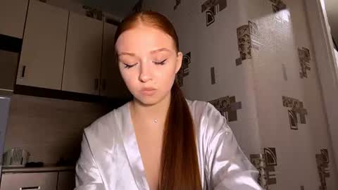 Snapshot of machelleunderdahl chatting on 06-22-26, 10:40 Nicole online show from 06-22-26, 10:40