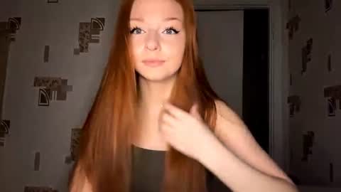 Snapshot of machelleunderdahl chatting on 06-29-26, 10:21 Nicole online show from 06-29-26, 10:21