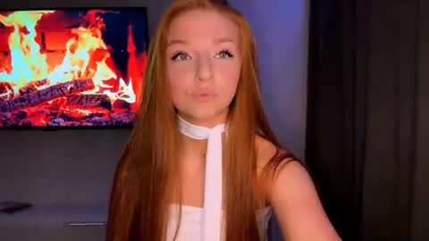Snapshot of machelleunderdahl chatting on 07-07-26, 10:36 Nicole online show from 07-07-26, 10:36