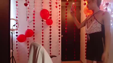 Snapshot of machissex chatting on 02-14-25, 11:42 machissex online show from 02-14-25, 11:42