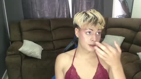 Snapshot of machissex chatting on 10-02-25, 03:19 machissex online show from 10-02-25, 03:19