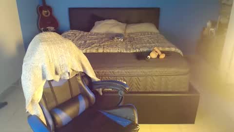 Snapshot of machissex chatting on 10-21-25, 11:44 machissex online show from 10-21-25, 11:44