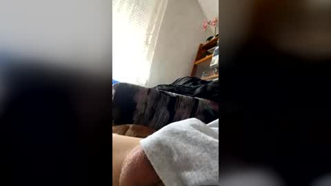 Snapshot of macho9385 chatting on 06-14-26, 08:49 macho9385 online show from 06-14-26, 08:49