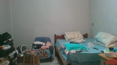 Snapshot of machoalex chatting on 12-08-24, 11:14 MACHOLIVRE online show from 12-08-24, 11:14