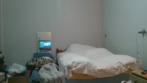 Snapshot of machoalex chatting on 01-03-25, 09:58 MACHOLIVRE online show from 01-03-25, 09:58