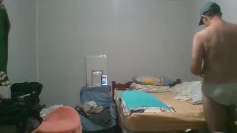 Snapshot of machoalex chatting on 01-14-25, 09:45 MACHOLIVRE online show from 01-14-25, 09:45