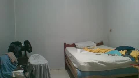 Snapshot of machoalex chatting on 01-24-25, 02:39 MACHOLIVRE online show from 01-24-25, 02:39