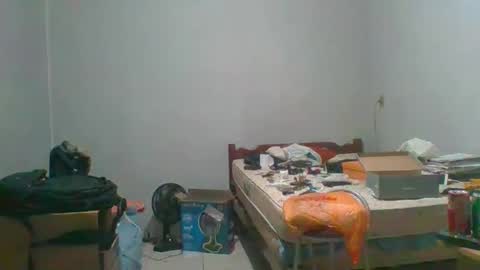 Snapshot of machoalex chatting on 02-23-25, 09:22 MACHOLIVRE online show from 02-23-25, 09:22