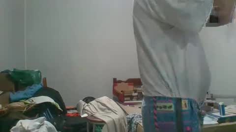 Snapshot of machoalex chatting on 03-01-25, 07:30 MACHOLIVRE online show from 03-01-25, 07:30