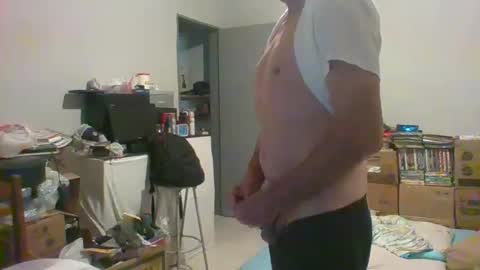 Snapshot of machoalex chatting on 10-07-25, 07:00 MACHOLIVRE online show from 10-07-25, 07:00