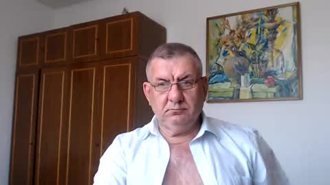 Snapshot of machomale3 chatting on 06-19-26, 03:16 Macho online show from 06-19-26, 03:16