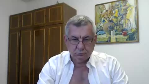 Snapshot of machomale3 chatting on 07-07-26, 04:33 Macho online show from 07-07-26, 04:33