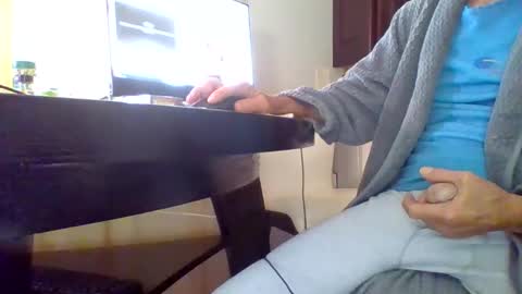 Snapshot of mack1960959307 chatting on 12-01-24, 06:41 Big mack 1 online show from 12-01-24, 06:41