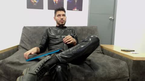 instagram mackdanielsx online show from 02-14-26, 08:38