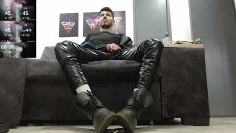 instagram mackdanielsx online show from 04-16-26, 10:01