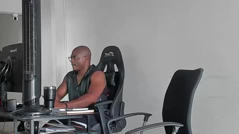 MACKBIG DICK im a damn dominant I like ATMs INSTAGRAM Edwinaragonc online show from 09-27-25, 07:08