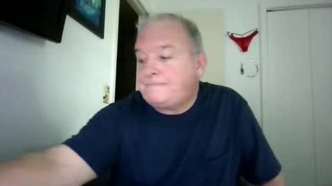 mackdocc001 online show from 10-06-25, 03:31