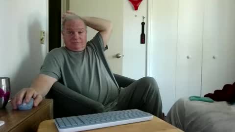 mackdocc001 online show from 03-19-26, 04:55