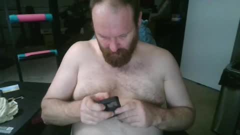 Snapshot of mackhere4u chatting on 06-12-26, 02:32 mackhere4u online show from 06-12-26, 02:32